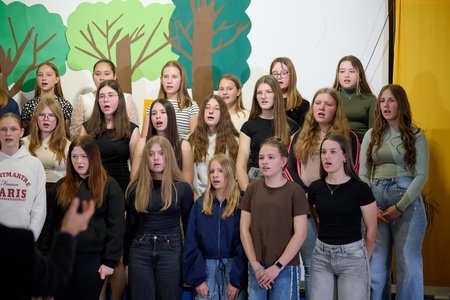 050_Zapojmo pomladi II_dan